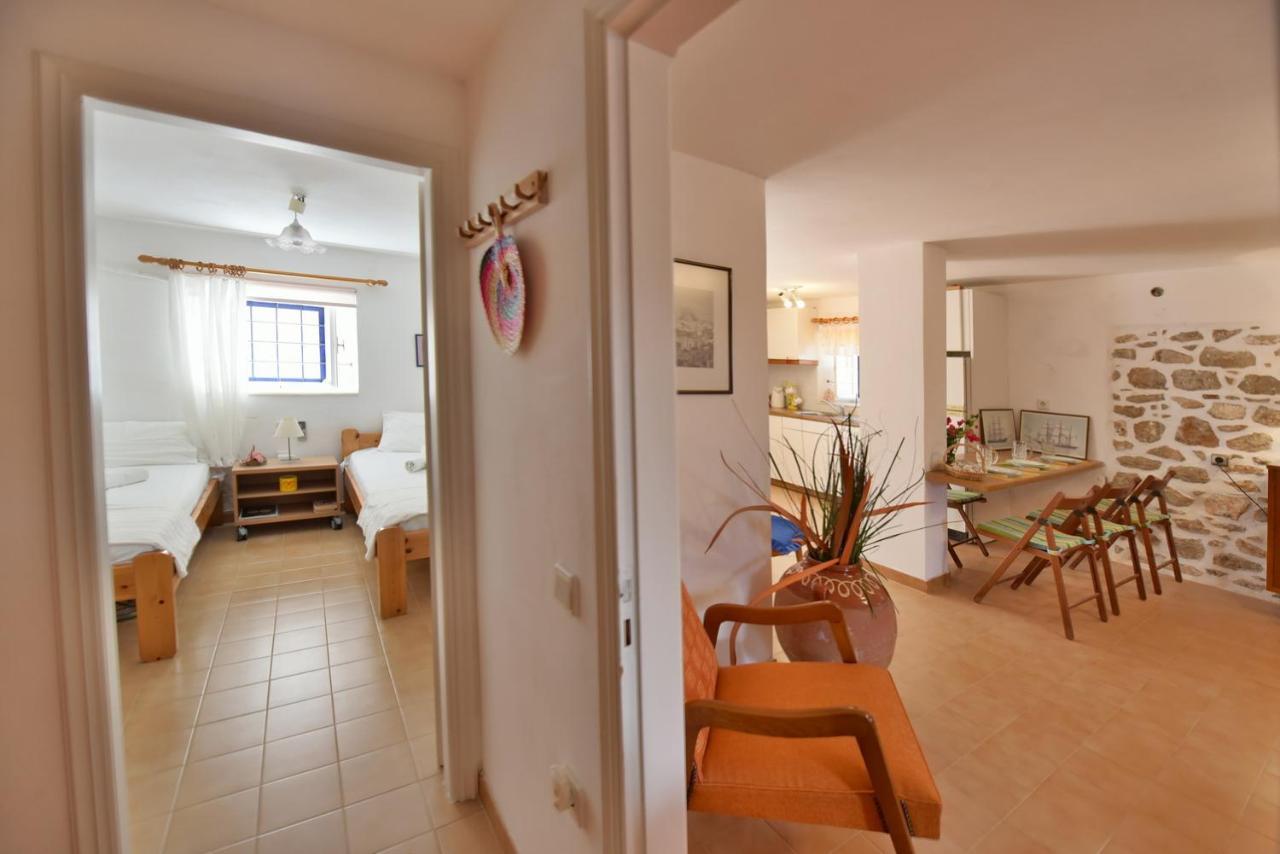 이드라 Options House 빌라 외부 사진